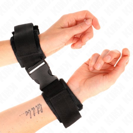 KINK - NYLON BIND HOOK&LOOP WRIST RESTRAINTS RED-BLACK MODEL 1 AJDUSTABLE 25-35 CM X 6 CM